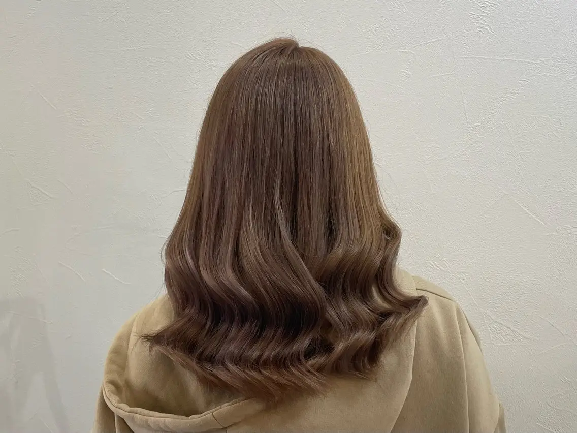 セミロング ヘアカラー トリートメント NANA🍊/熊谷 /縮毛矯正/髪質改善のヘアスタイル