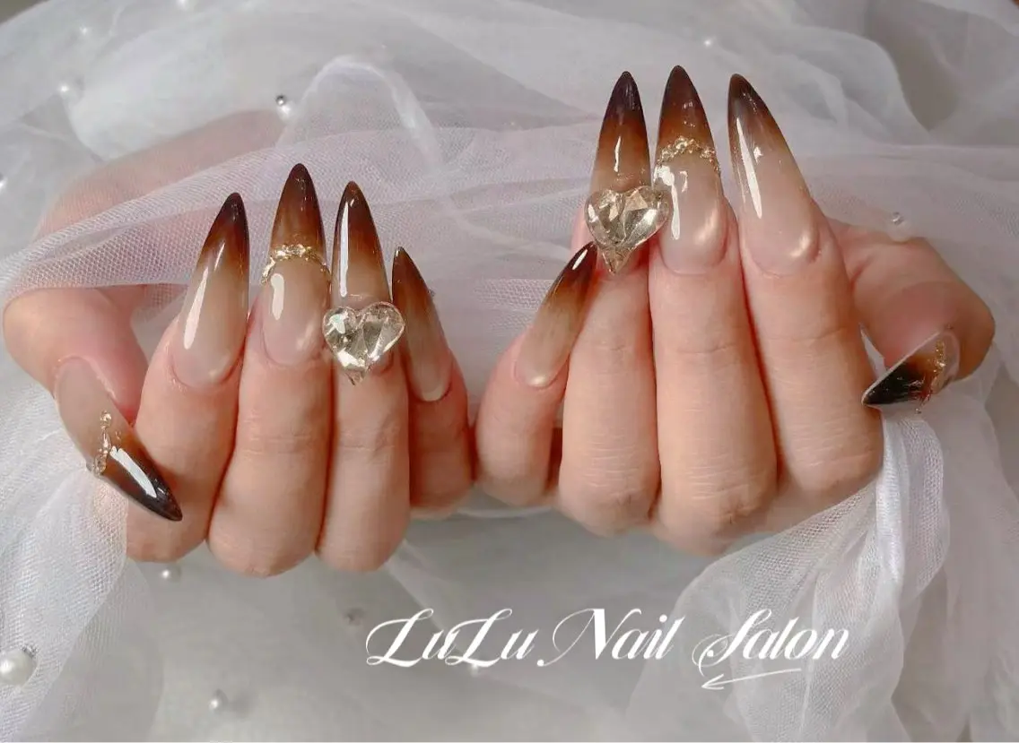 ネイル ハンドネイル LU LU NailSalonのネイルデザイン