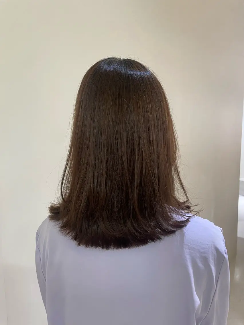 ミディアム ミディアムレイヤー レイヤーカット DEEokazaki hina.Oのヘアスタイル