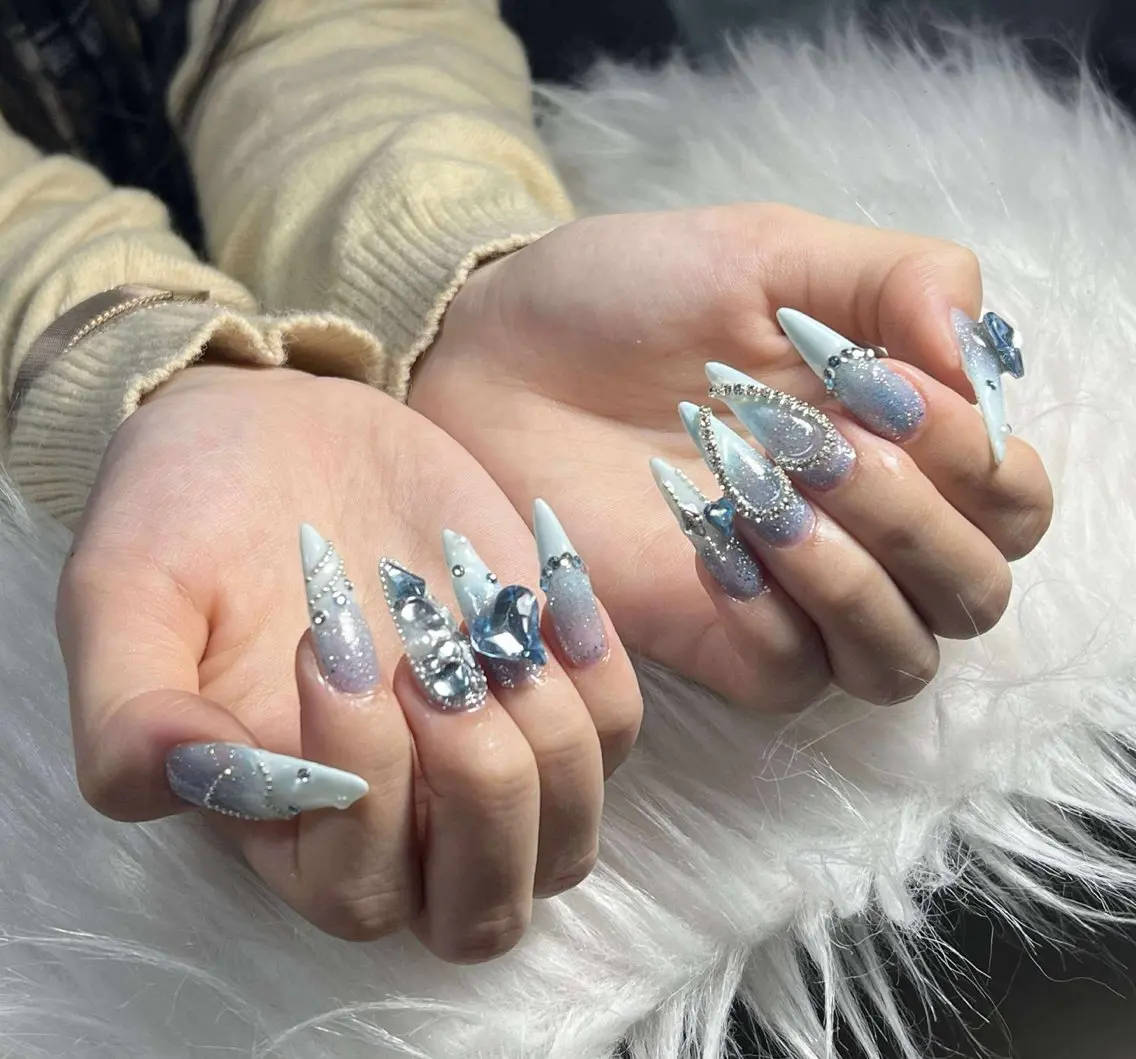ネイル ハンドネイル Amee Nail Salonのネイルデザイン