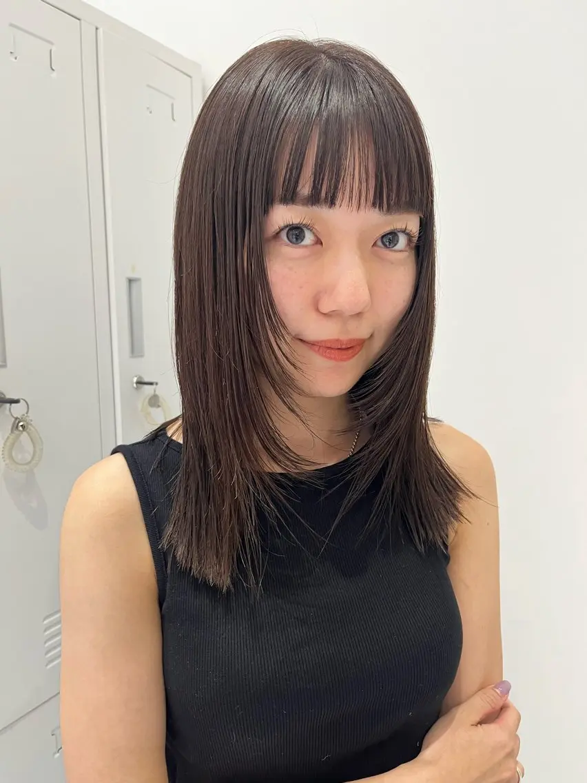 ミディアム ケアカラー 髪質改善 韓国風ヘア レイヤーカット 透明感カラー👑 井上美乃里のヘアスタイル