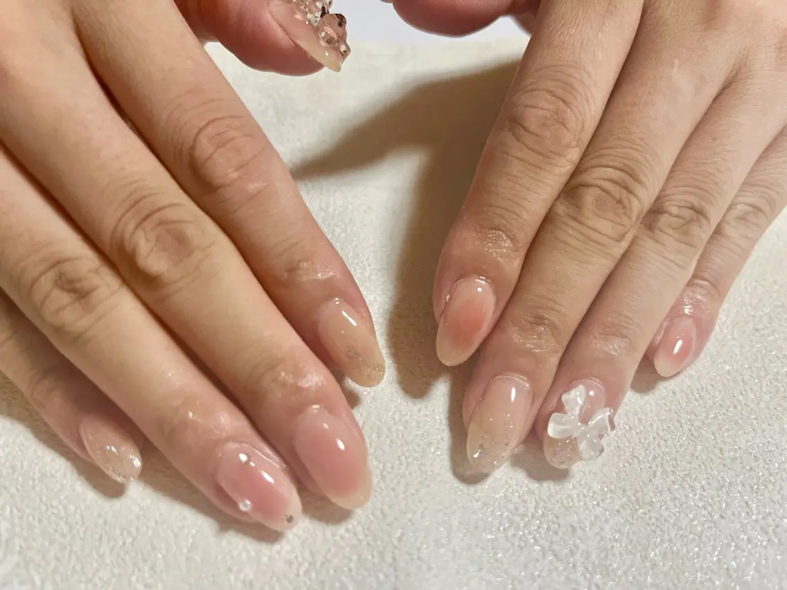 ネイル オーロラネイル ブルー チークネイル フットネイル フレンチネイル kiki nail たまプラーザのネイルデザイン