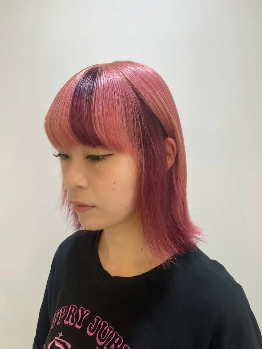 【💄周りに差をつけるデザインへ💄】リタッチブリーチ1回×特殊デザインカラーの写真