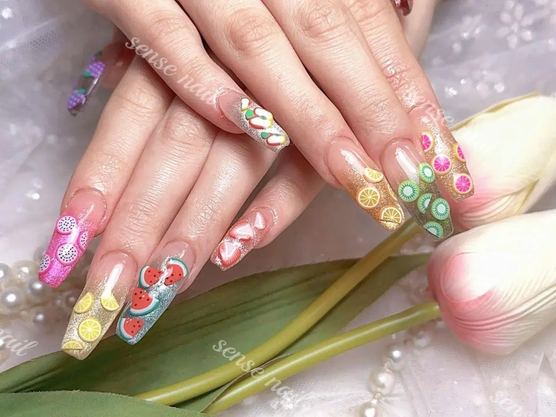 ネイル Queening 🦋のネイルデザイン