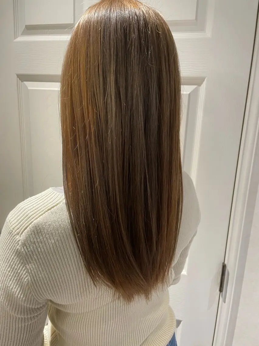 セミロング カット ヘアカラー 柳井 準平のヘアスタイル