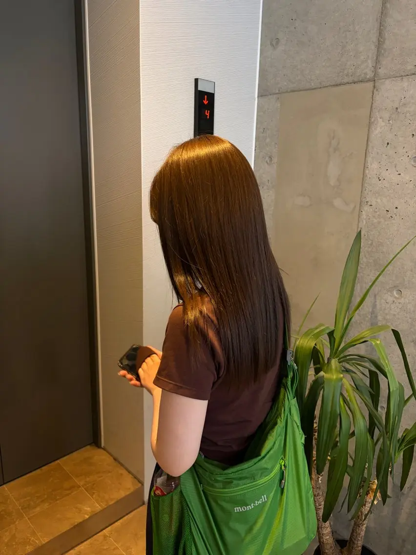 ロング 縮毛矯正 高林 ココのヘアスタイル