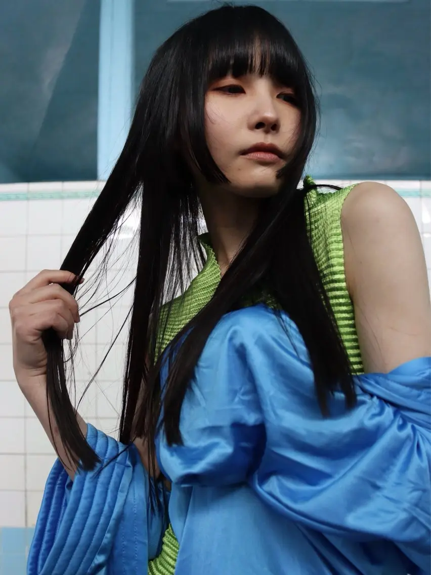 【平日限定】ナチュラルに動くカット🍃＋アシッドストレート　¥15.400の写真
