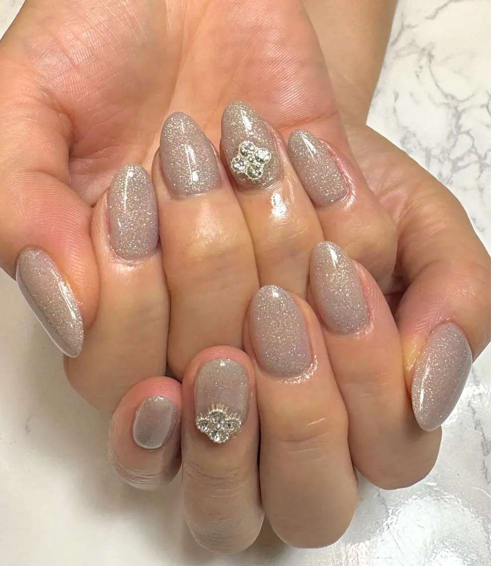 ネイル ストーンネイル ハンドネイル one nailsalonのネイルデザイン