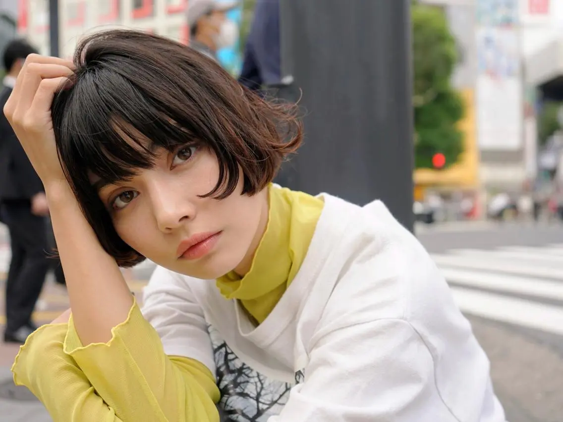 セミロング カラー パーマ ヘアアレンジ アディクシーカラー アッシュ バレイヤージュ ベージュカラー ブリーチ newi grande 横浜店のヘアスタイル