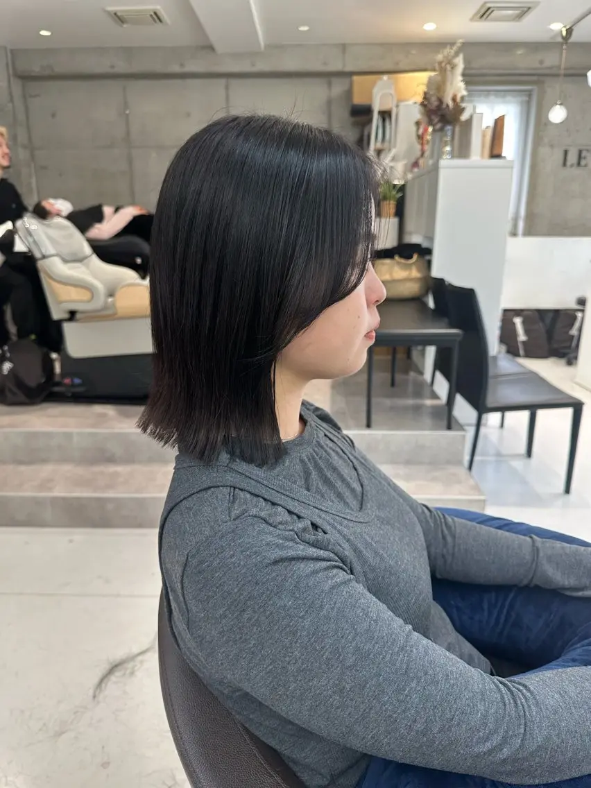 ミディアム レイヤーカット 外ハネヘア 山崎結菜 髪質改善💎のヘアスタイル