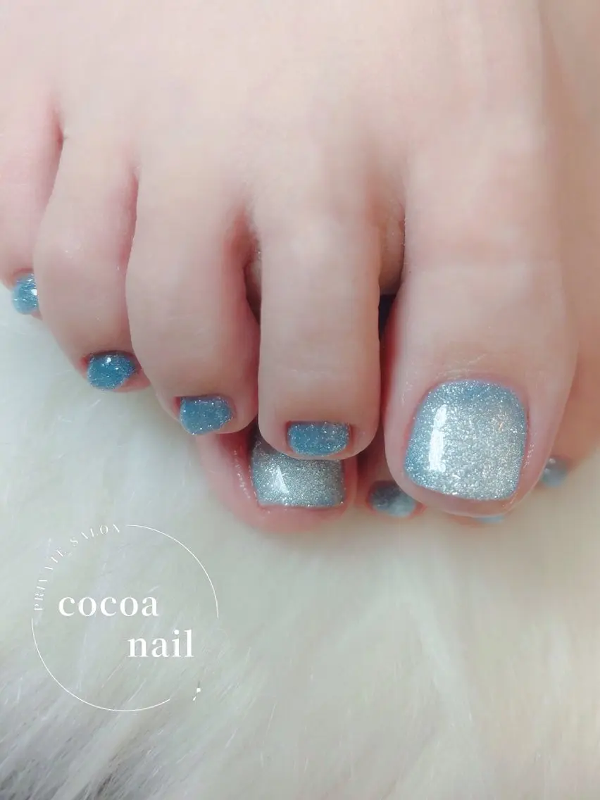 ネイル マグネットネイル ワンカラーネイル フットネイル cocoa nail 　mayaのネイルデザイン
