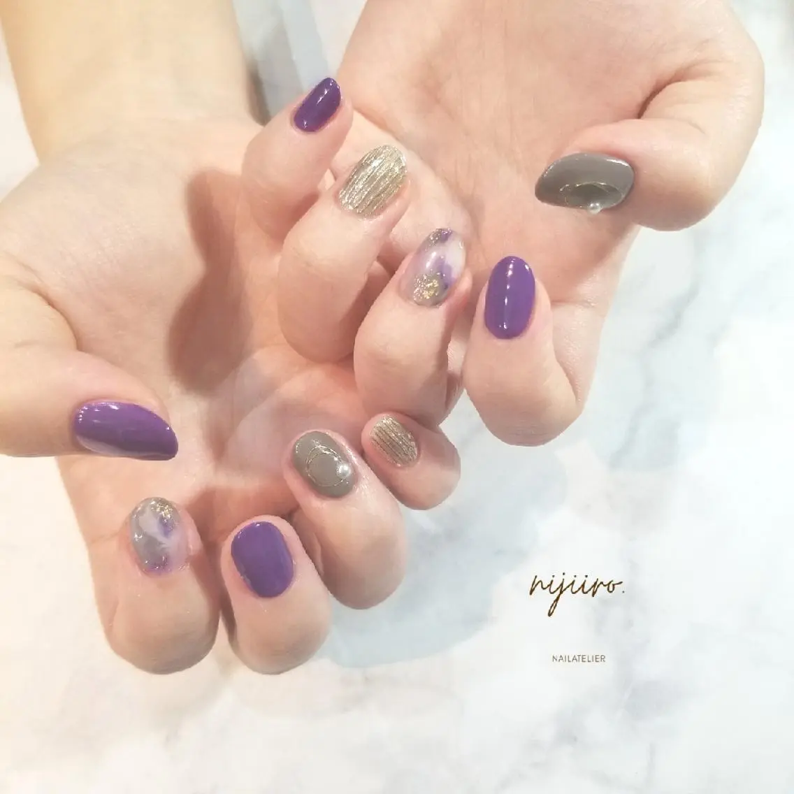 ネイル ニュアンスネイル パープル ハンドネイル nijiiro🌈 サトウのネイルデザイン
