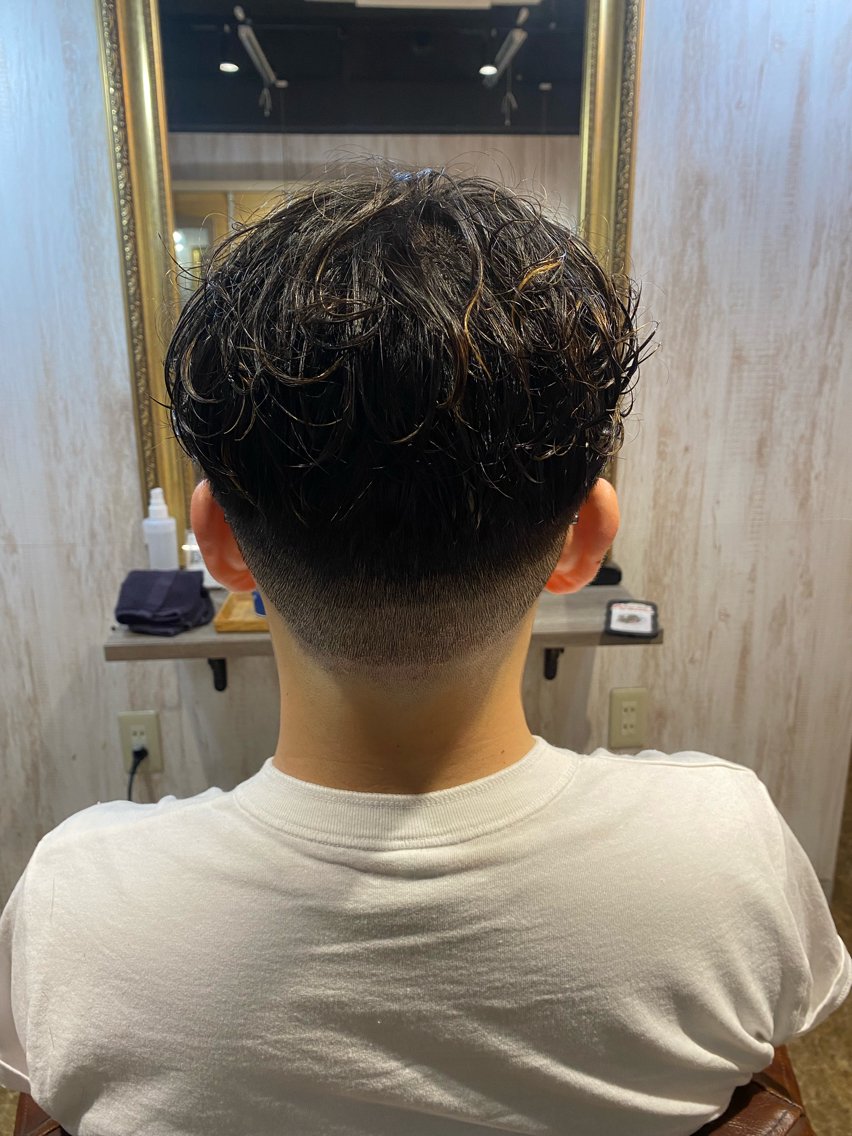 メンズ フェードカット 🍒Inagaki ヘッドスパ🫧のヘアスタイル