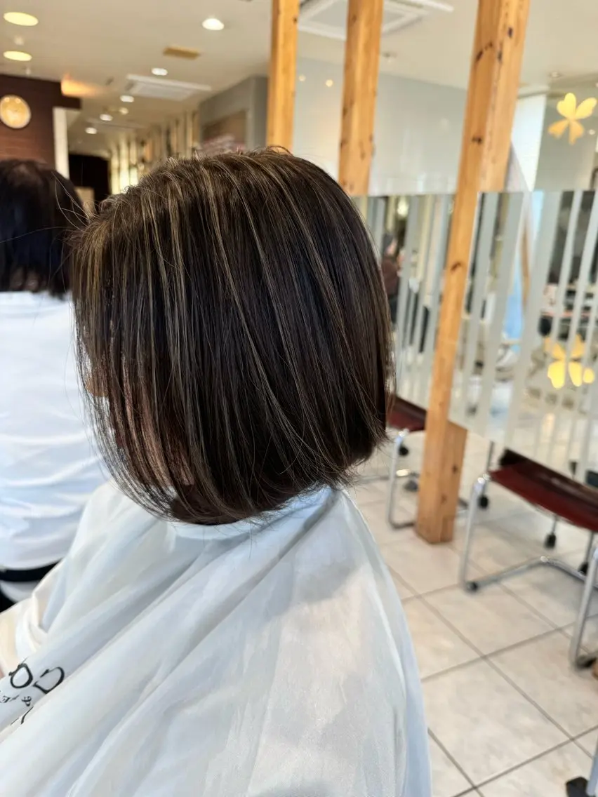 ショート カラー グレージュ ハイライトカラー ハイライト ヘアカラー ✨長岡市韓国レイヤー /髪質改善/山下竣介のヘアスタイル