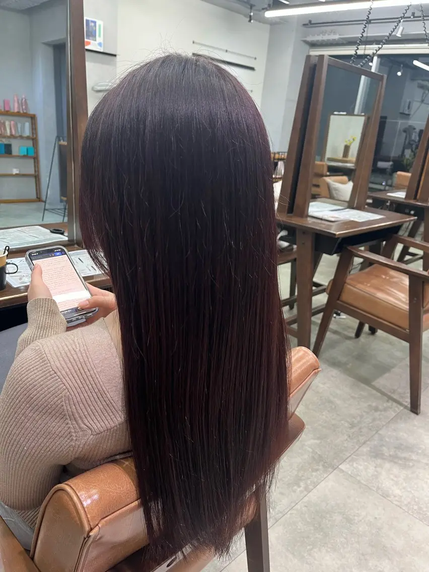 ロング カラー ヘアカラー 首藤 大翔のヘアスタイル