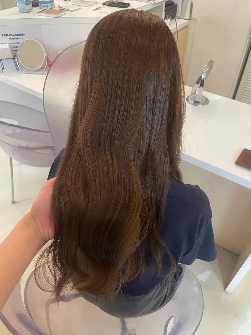 ロング カット ヘアカラー トリートメント miyabi/ eMuのヘアスタイル