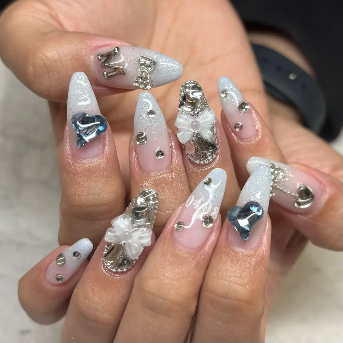 ネイル アートネイル LAVIAS 【ラヴィアス】rieのネイルデザイン