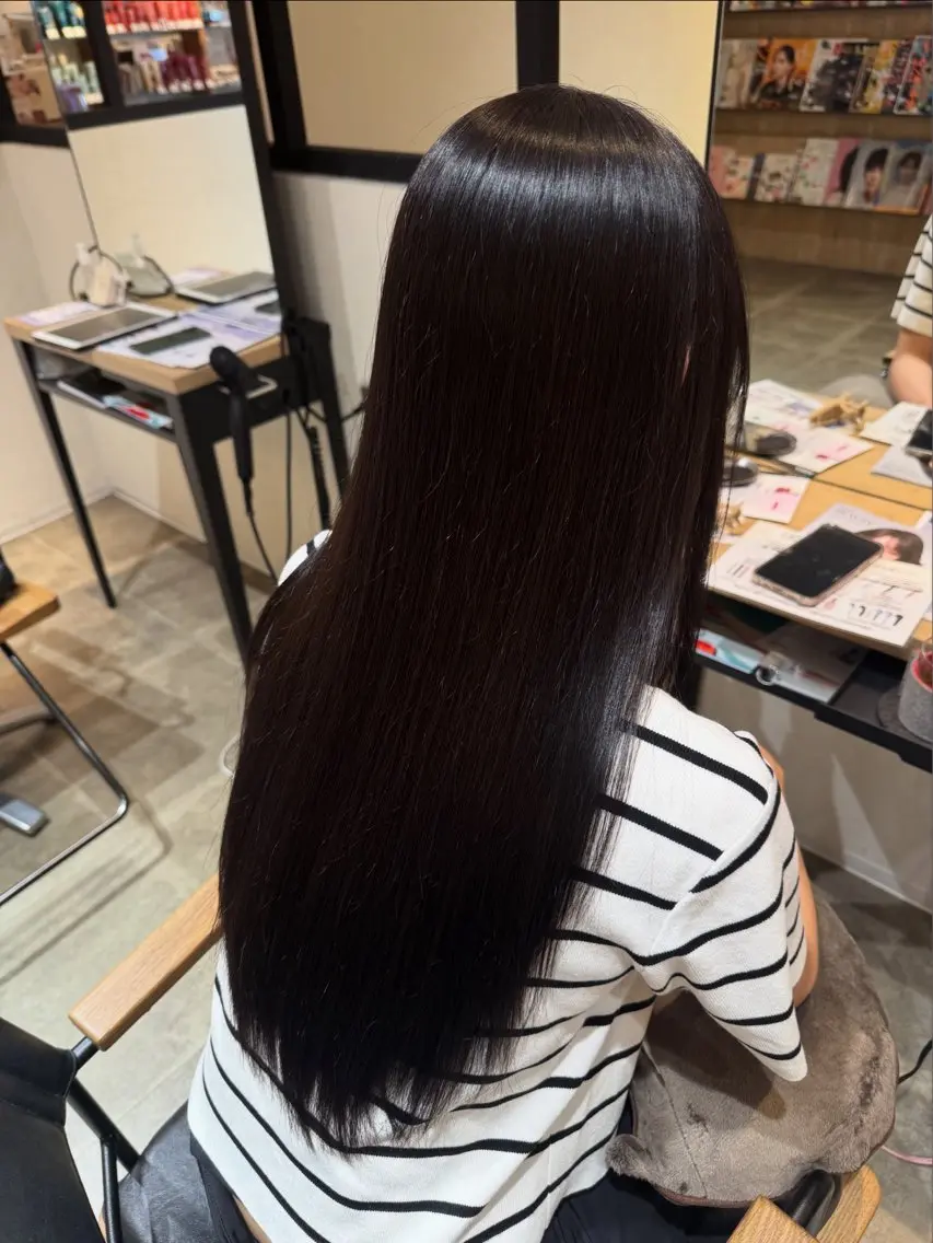 ロング カラー ラベンダーカラー 似合わせカット miyu .のヘアスタイル