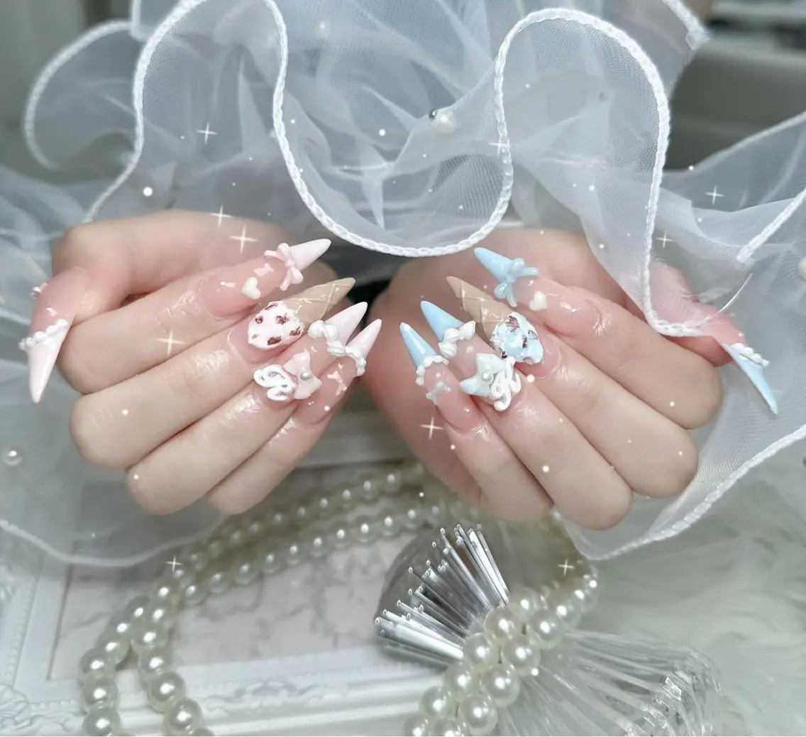 ネイル 長さ出し ジェルネイル キラキラネイル 韓国ネイル 持ち込み ハンドネイル ハンドケア Nova Nail Nambaのネイルデザイン