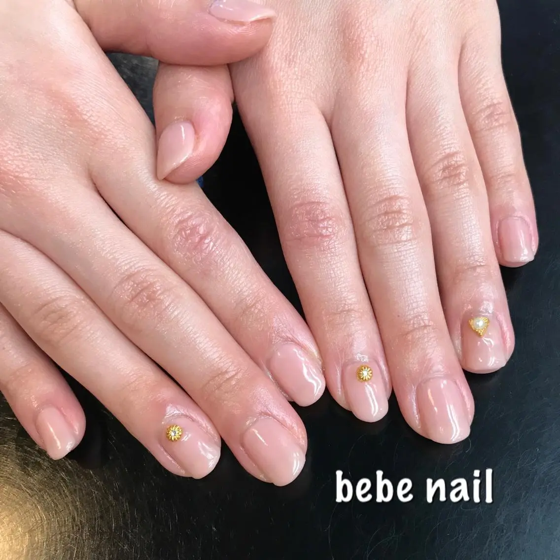 ネイル ジェルネイル パラジェル Ann nailのネイルデザイン