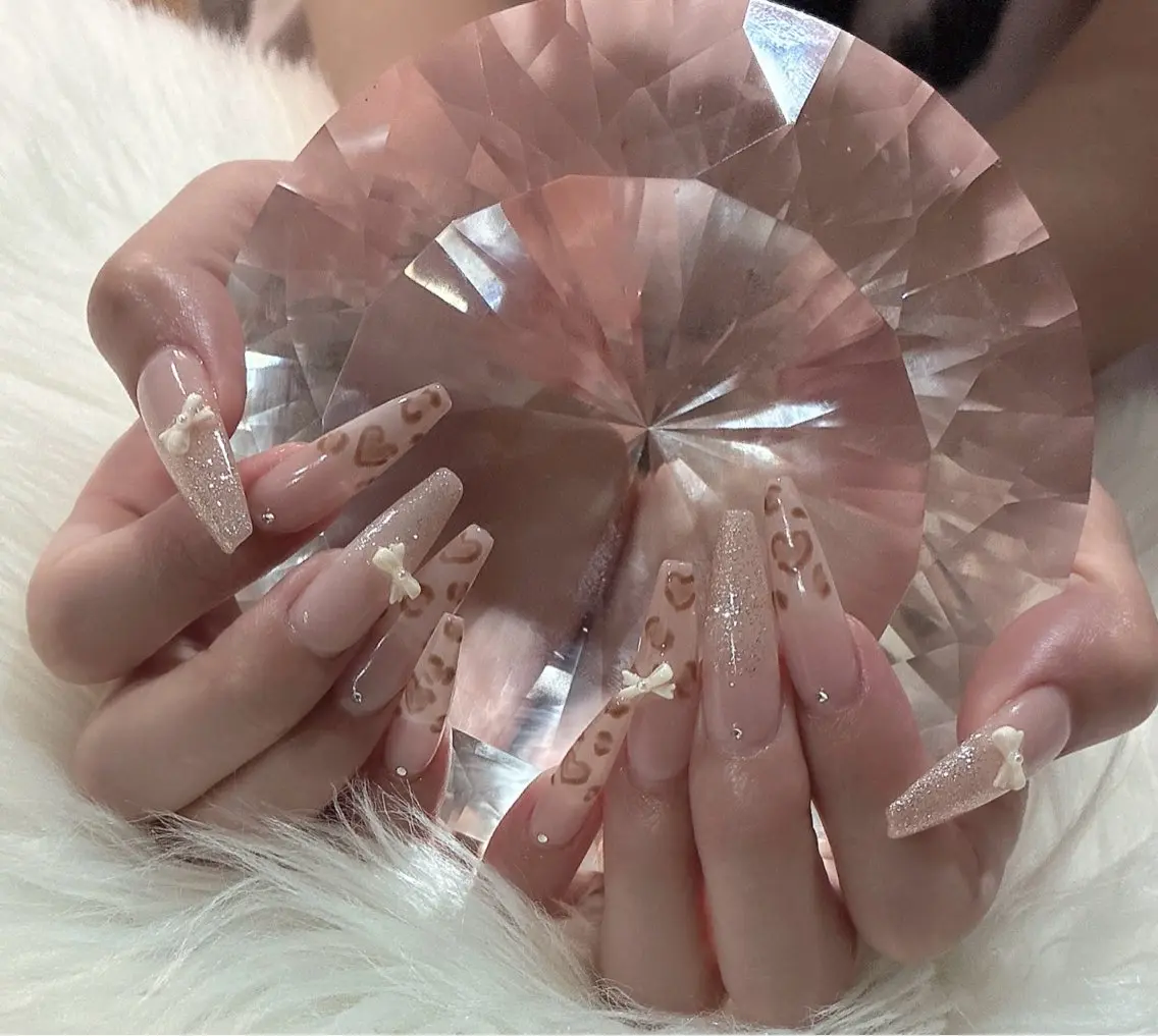 ネイル LoaChaton kaeのネイルデザイン
