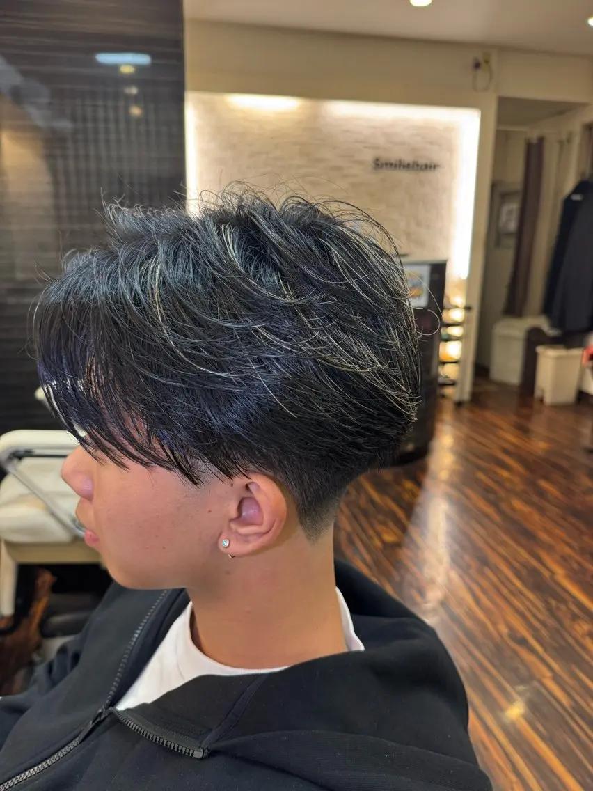 メンズ センターパート 門脇 大悟のヘアスタイル