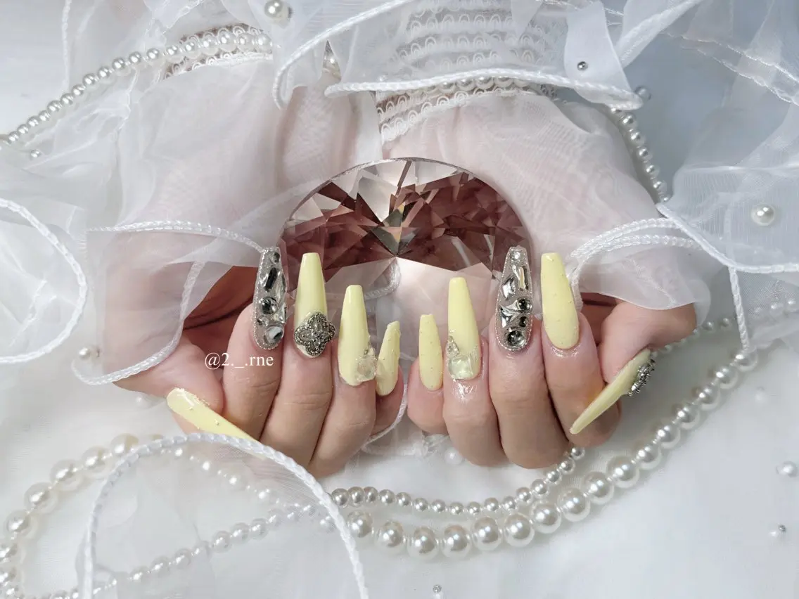 ネイル 長さ出し ハンドネイル フットネイル nail salon SYAOのネイルデザイン