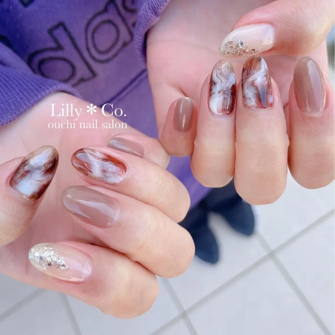 ネイル 大理石ネイル(マーブル) ハンドネイル ハンドケア Lilly Co.のネイルデザイン