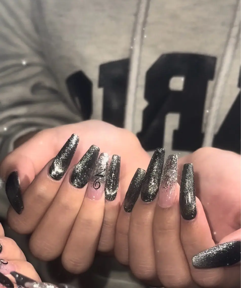 ロング forR's AIKAのネイルデザイン