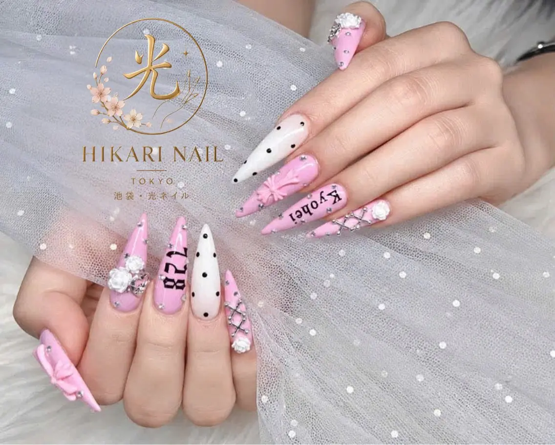 ネイル チークネイル 長さ出し フレンチネイル ガーリー ハート ハンドネイル HikariNail Ikebukuroのネイルデザイン