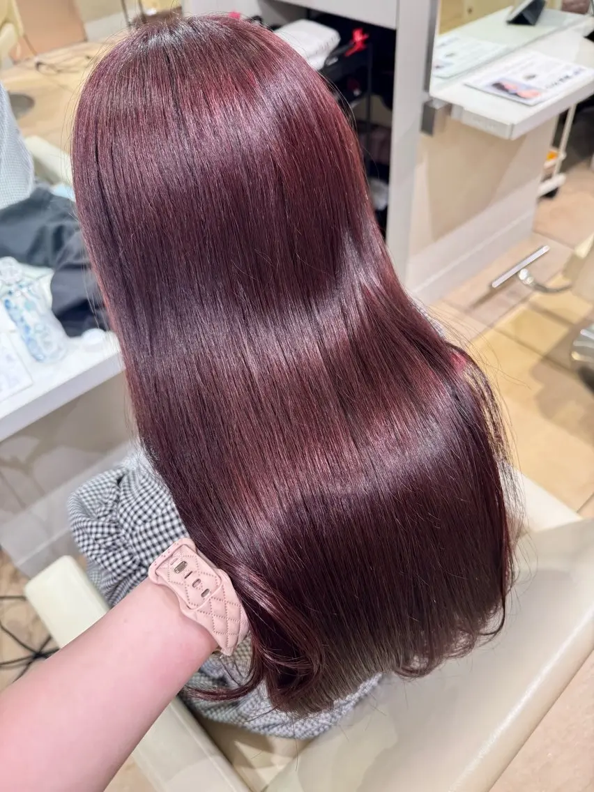 ロング ピンクブラウン 大村 恋美のヘアスタイル