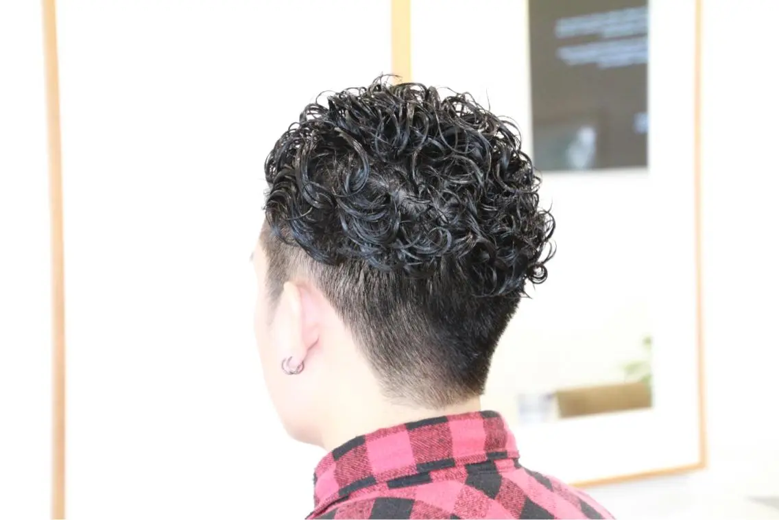 パーマ メンズ メンズパーマ 矢島 真樹のヘアスタイル
