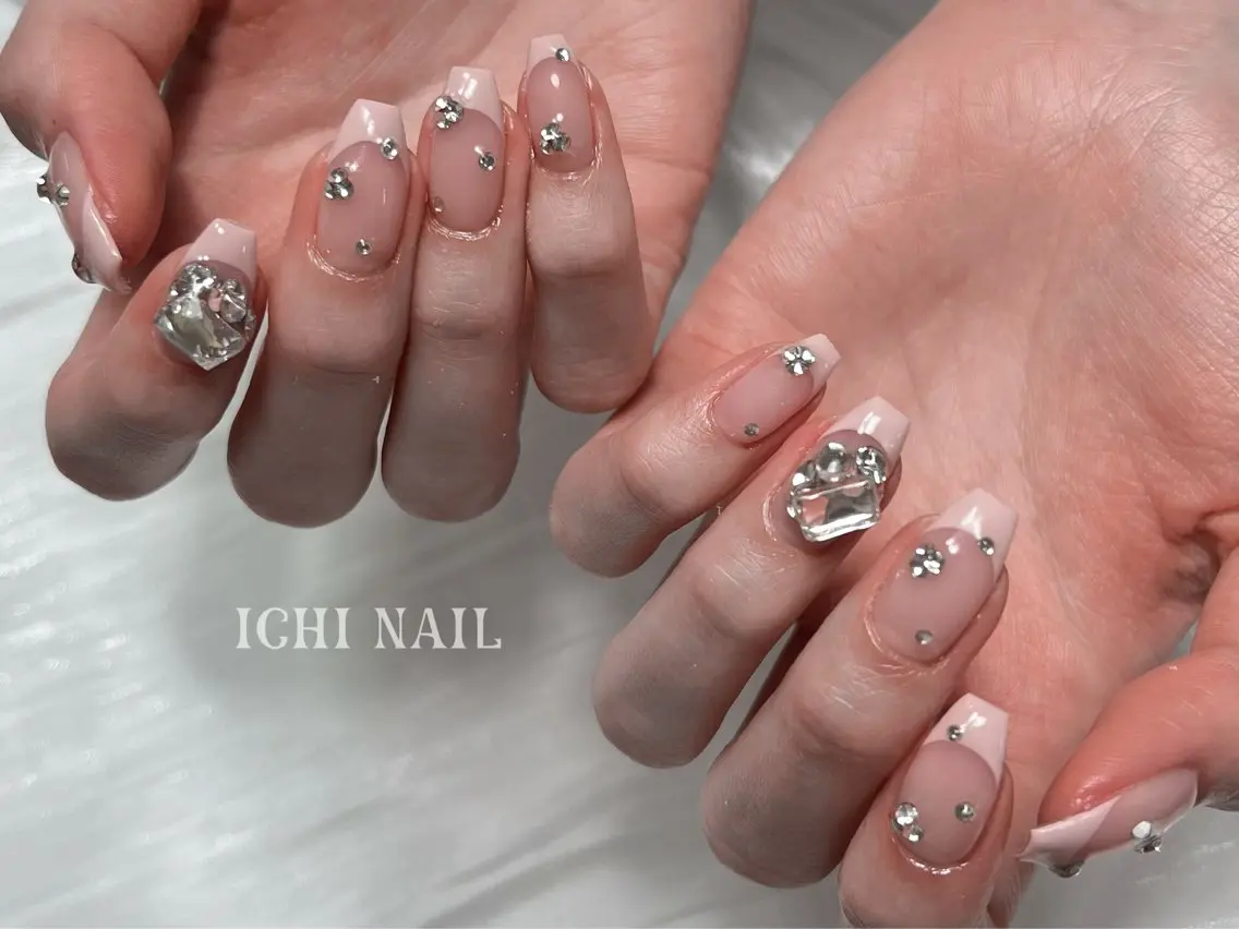 ネイル ハンドネイル 🧚🏻‍♀️ NOHA🎀のネイルデザイン
