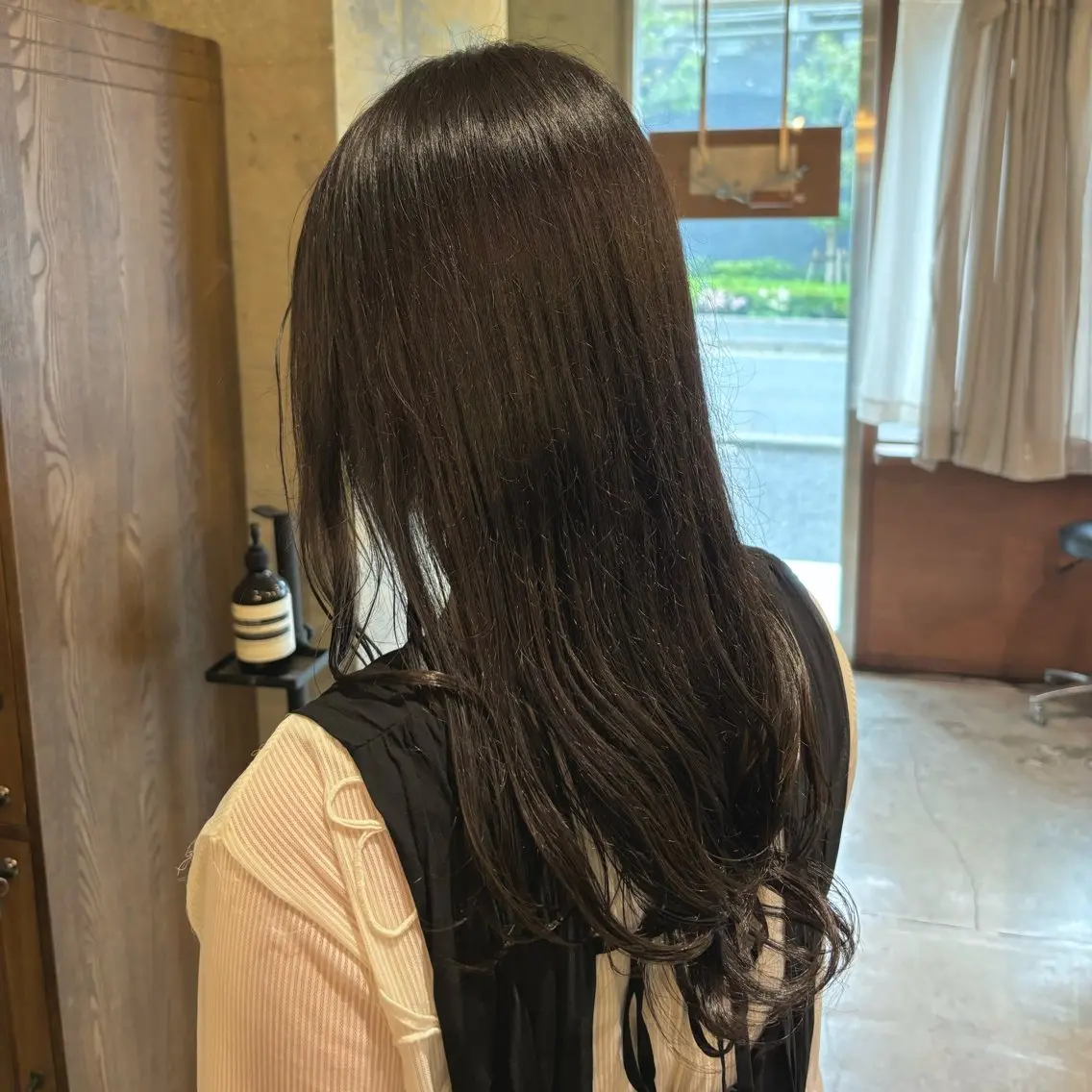 カラー 赤坂 柚和のヘアスタイル
