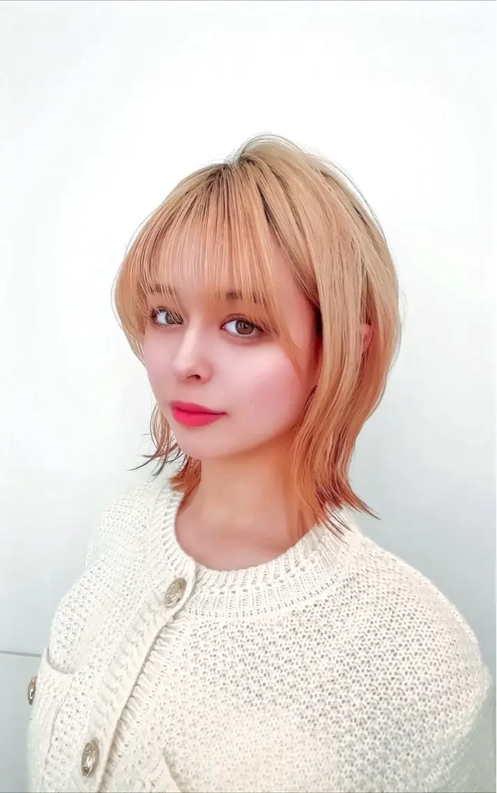 ミディアム カラー ボブレイヤー ハイトーンカラー ボブ くびれヘア レイヤーカット カット ヘアカラー トリートメント 🍀本格ヘッドスパ 👑髪質改善🍀英司のヘアスタイル