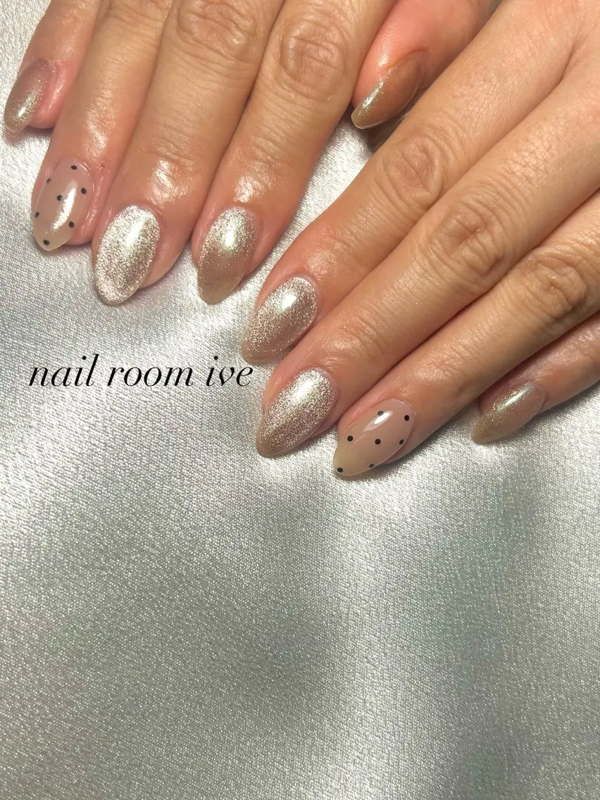 ネイル マグネットネイル nail room IVEのネイルデザイン