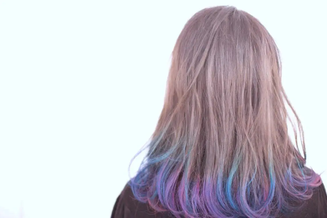 カラー グラデーションカラー ユニコーンカラー カット ヘアカラー トリートメント ハイトーン/カラー/ 用賀/稲若健太郎のヘアスタイル