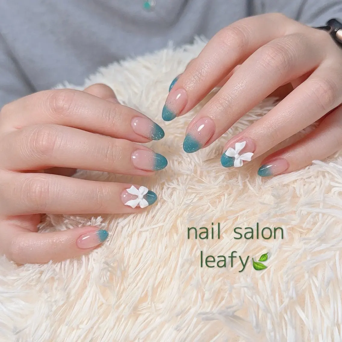 ネイル 持ち込み リボン ネイルサロン leafyのネイルデザイン