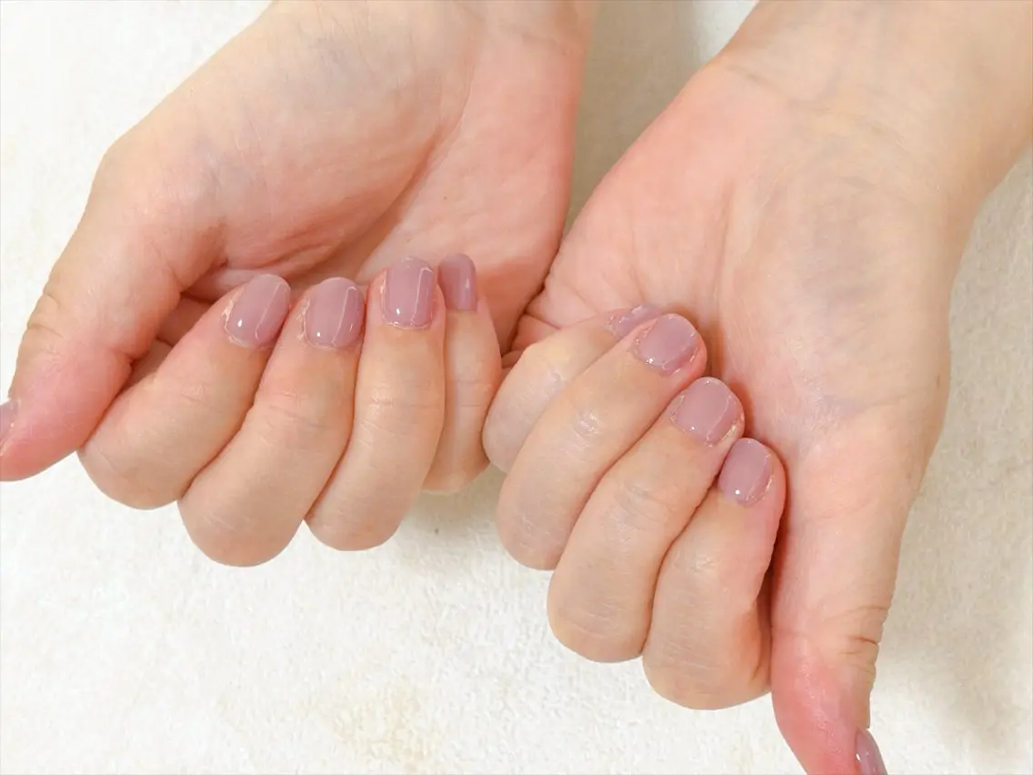 ネイル アニマル柄 オーロラネイル フットネイル フレンチネイル ジェルネイル ハンドネイル mogunail &blowのネイルデザイン