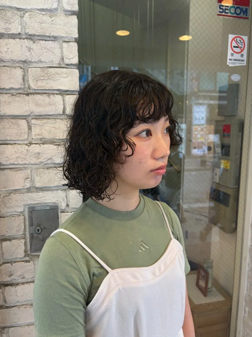ショート パーマ 🪐海外hair/パ ーマ/暖色/ミミ🌻のヘアスタイル