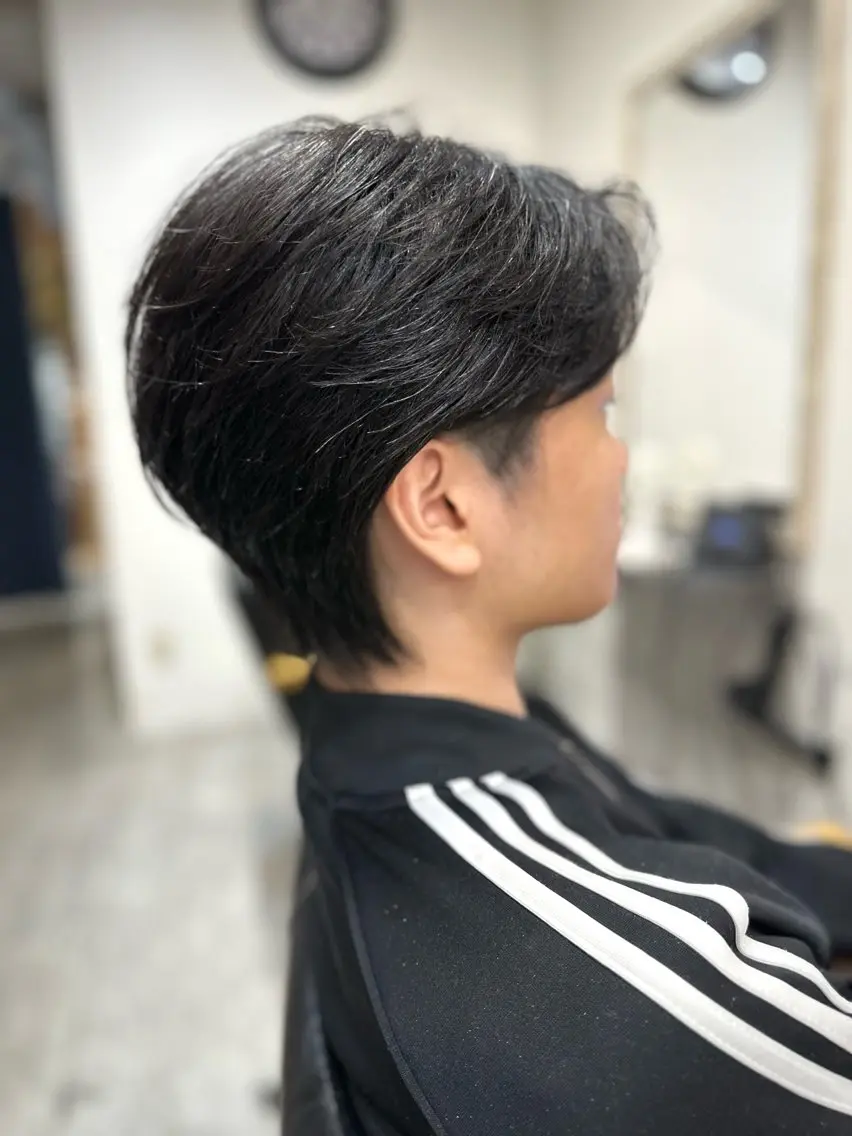メンズ カット ヘアカラー パーマ 縮毛矯正 トリートメント ヘッドスパ ヘアセット 福西晃希 【艶髪・髪質改善】のヘアスタイル