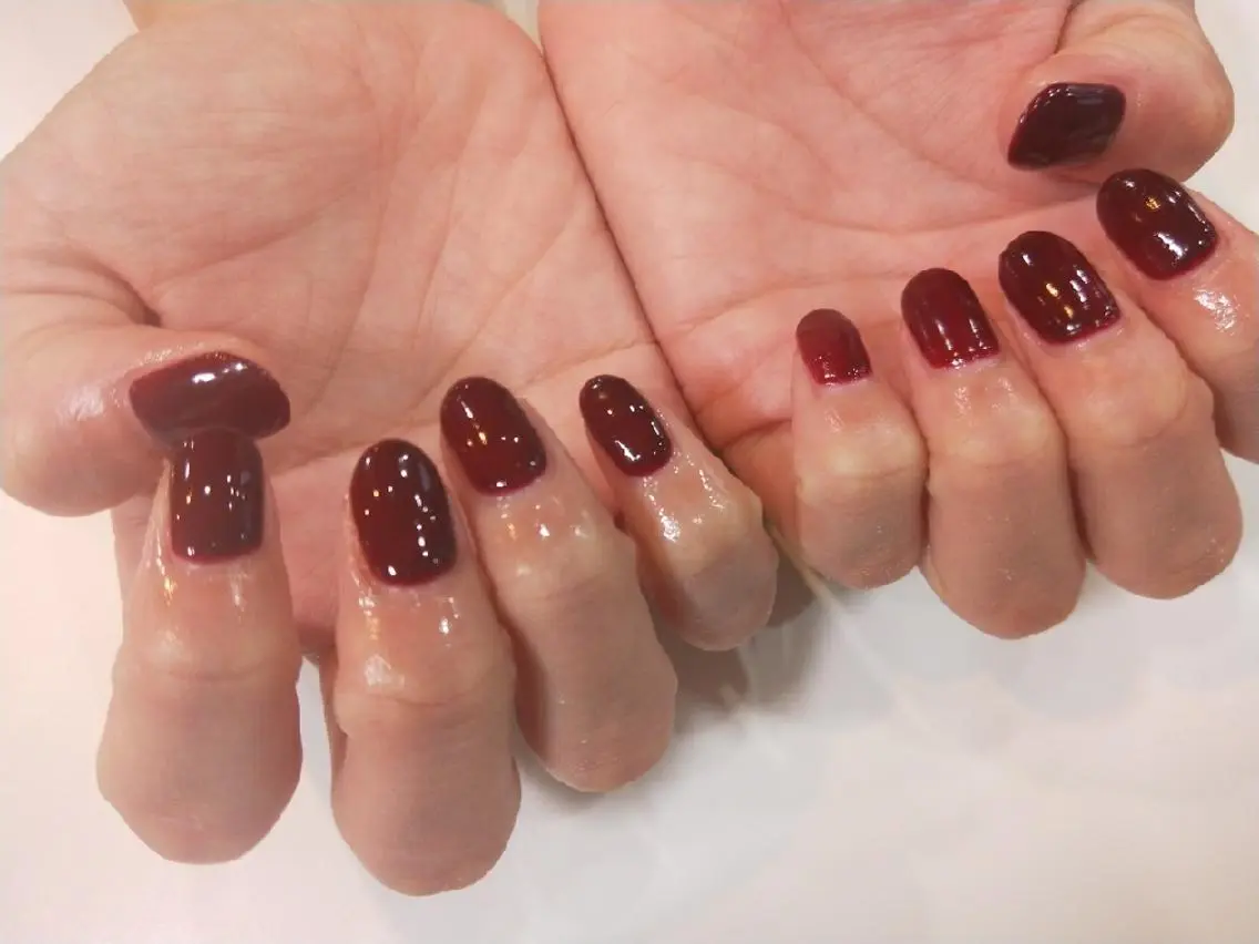 ネイル ハンドネイル ハンドケア はばすみれ🎀ﾈｲﾙ 光ﾌｪｲｼｬﾙ ﾍｱのネイルデザイン