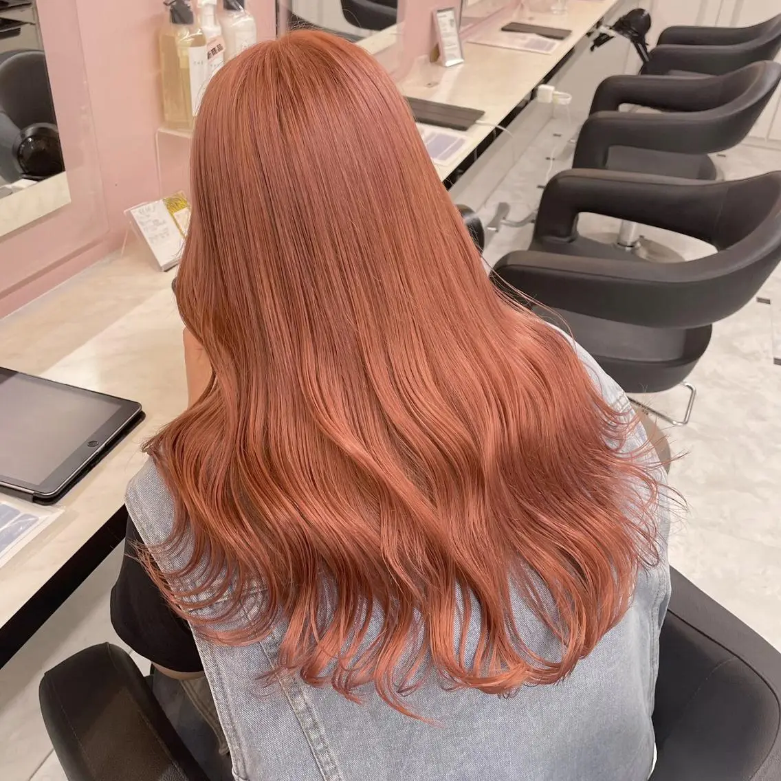 ミディアム カラー 💗爆美女製造機💗 ハイトーン-髪質改善のヘアスタイル