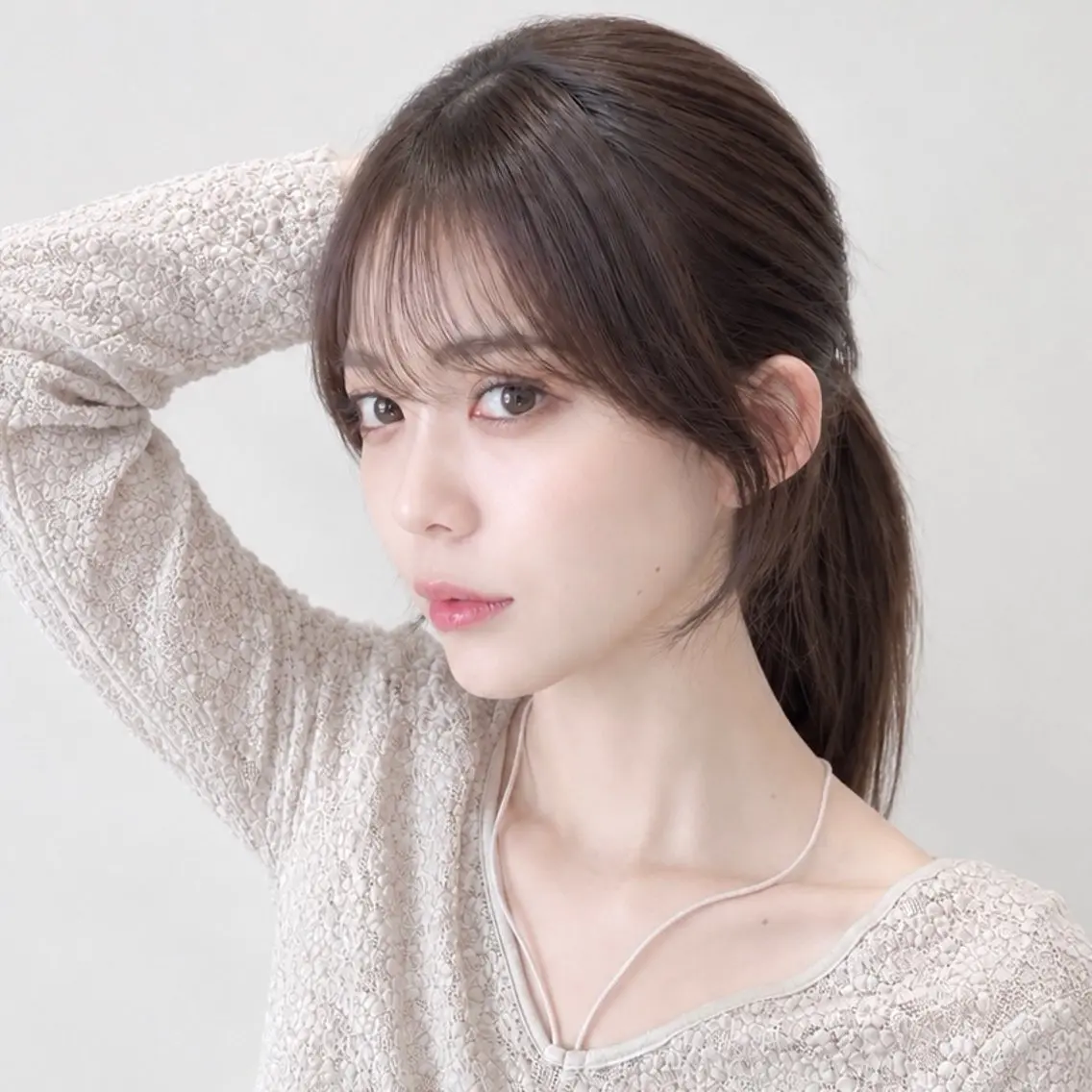 セミロング 顔周りカット おくれ毛 小顔カット カット ヘアカラー トリートメント 🧡くびれヘア/前髪 顔周り🧡久原結衣のヘアスタイル
