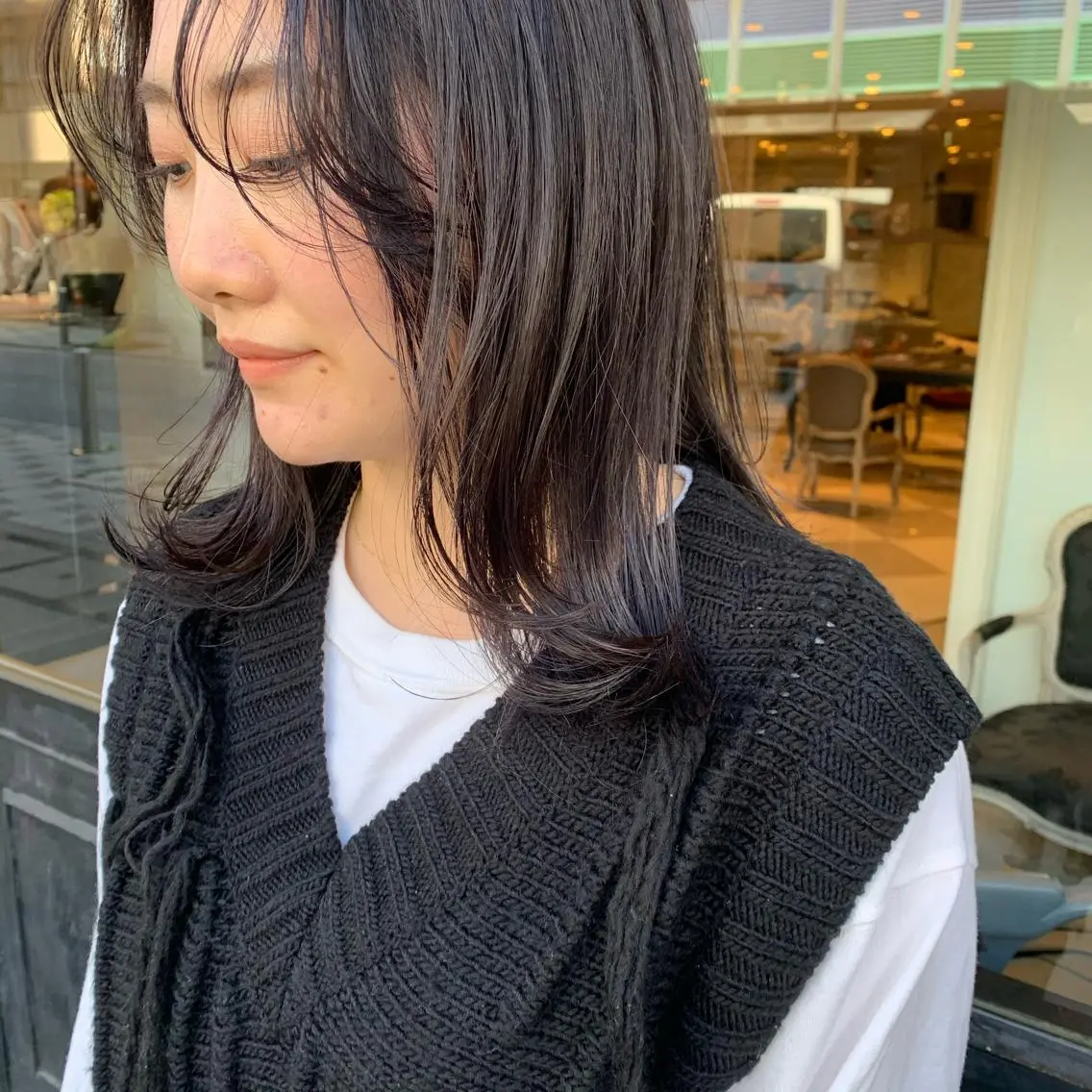 ロング カラー カット ヘアカラー SAKINO ベージュカラーのヘアスタイル
