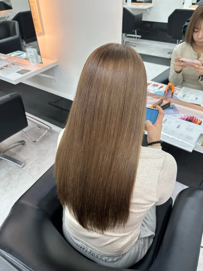 ロング カラー ヘアカラー ALEAP owl Ainaのヘアスタイル