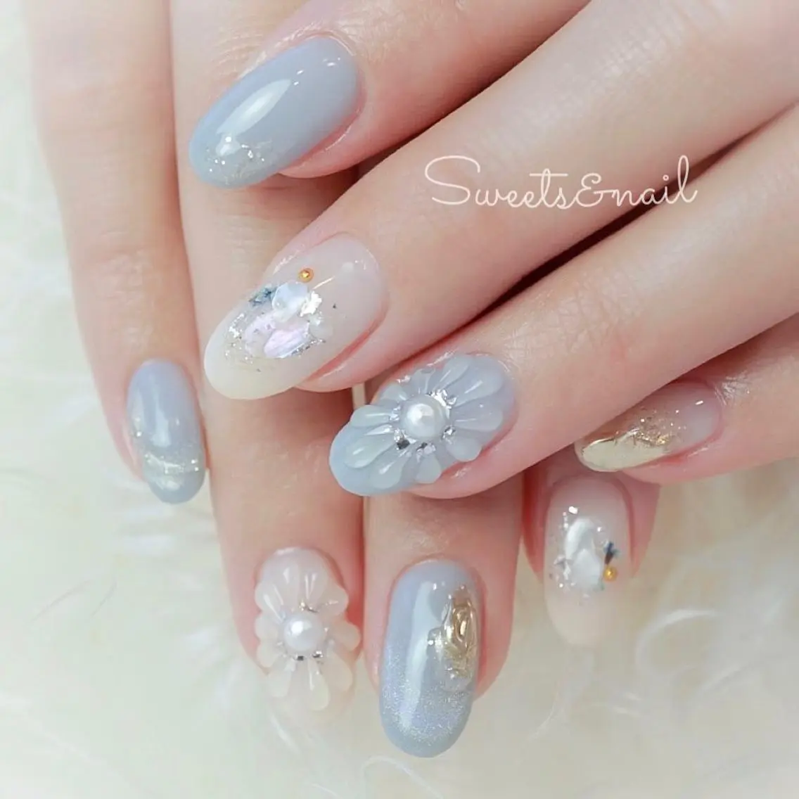 ネイル ブルー フラワーネイル ジェルネイル ガーリー 韓国ネイル Sweets& nail みなこのネイルデザイン