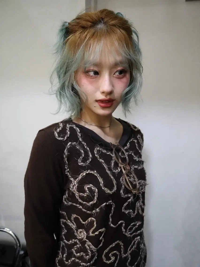 ミディアム カラー ヘアアレンジ ヘアカラー ニュアンスカラー🧶 nanacoのヘアスタイル