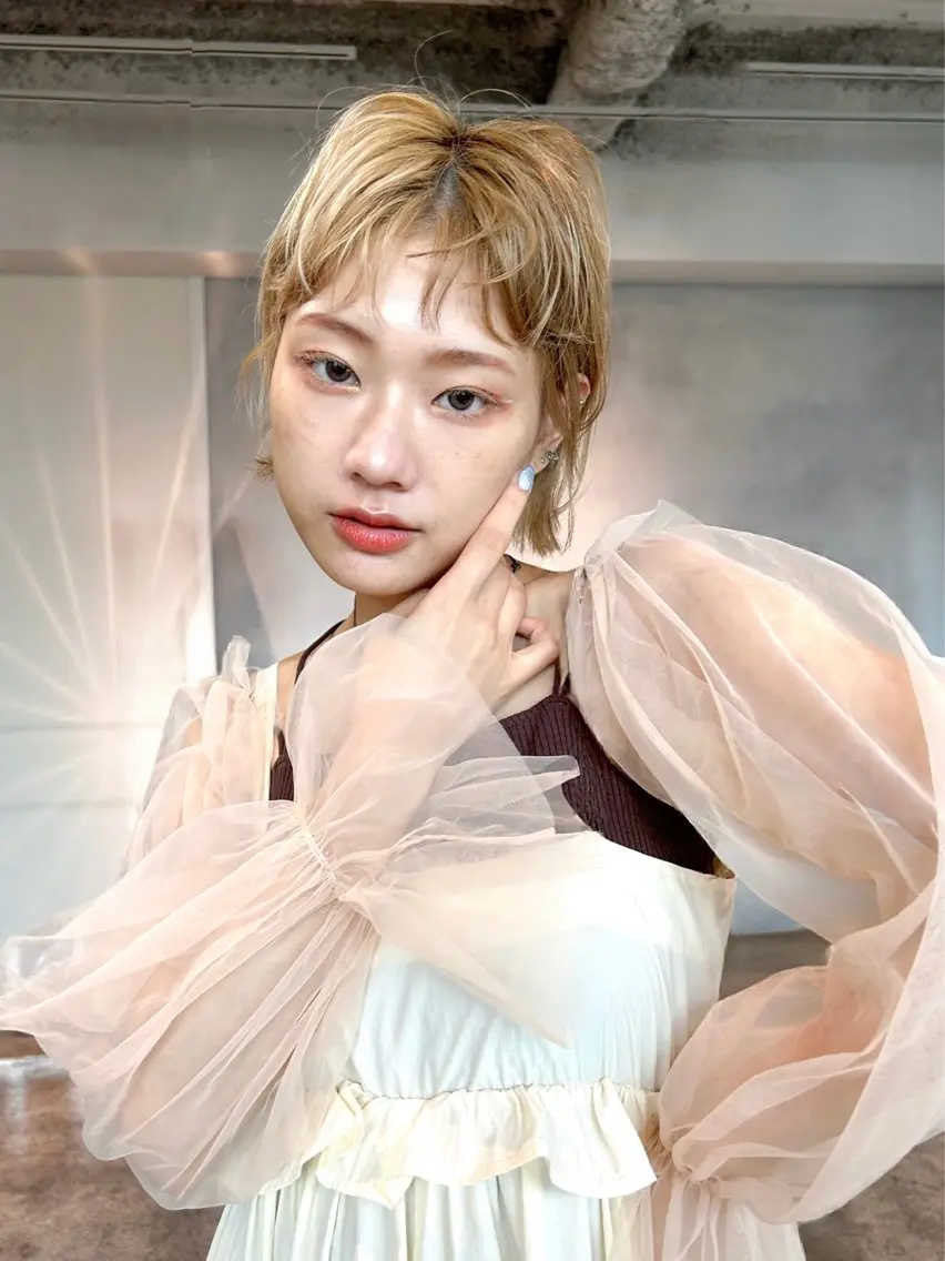 フカミ マナカのヘアスタイル