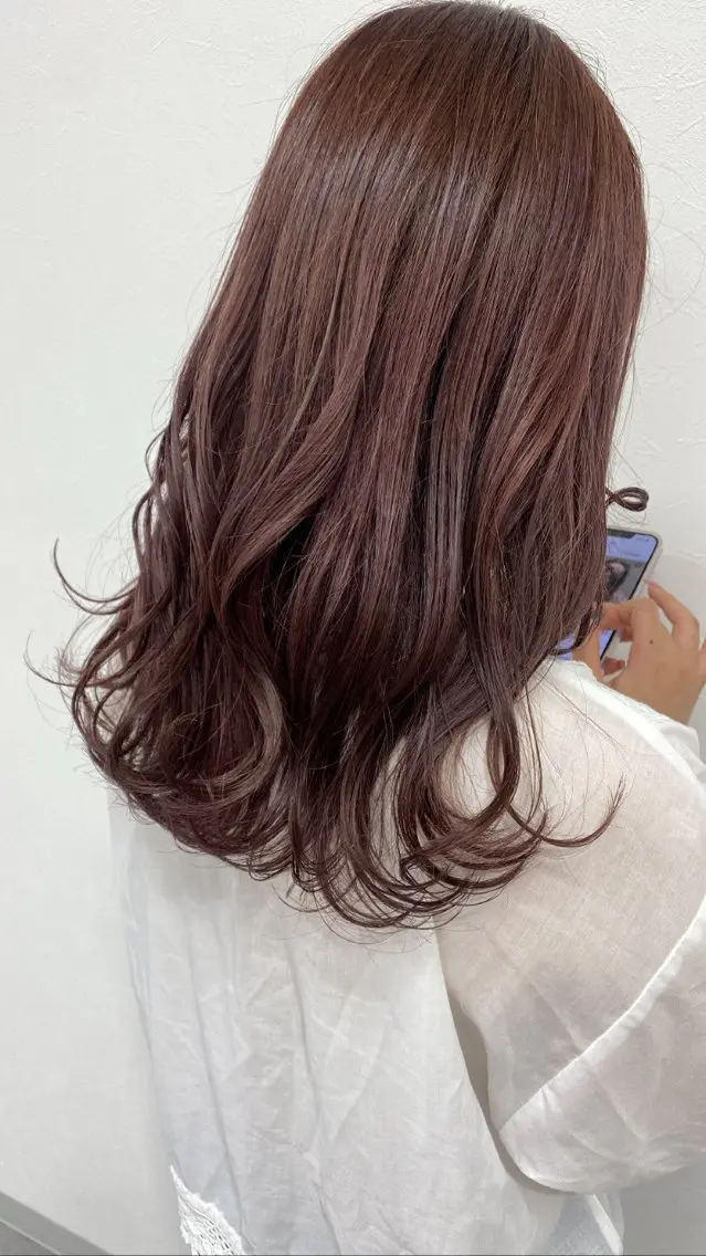 セミロング カラー ベージュカラー ピンクカラー ピンクベージュ 吉田 千洸のヘアスタイル